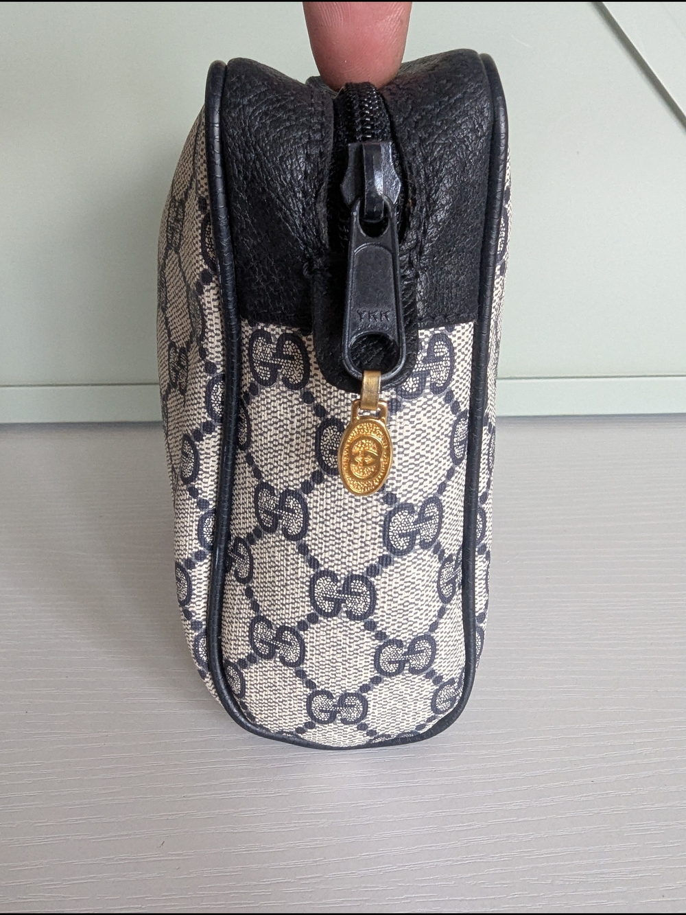 Gucci Ophidia GG Canvas Cosmetic Pouch in Navy/Red - Picture 2 of 15